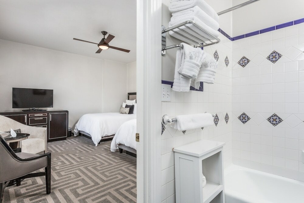 Фото Montecito Inn