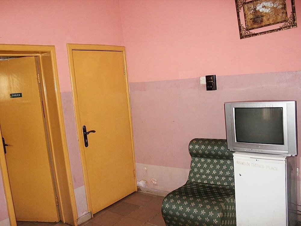 Фото Banilux Guest House