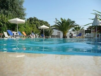 Фото Violetta Hotel