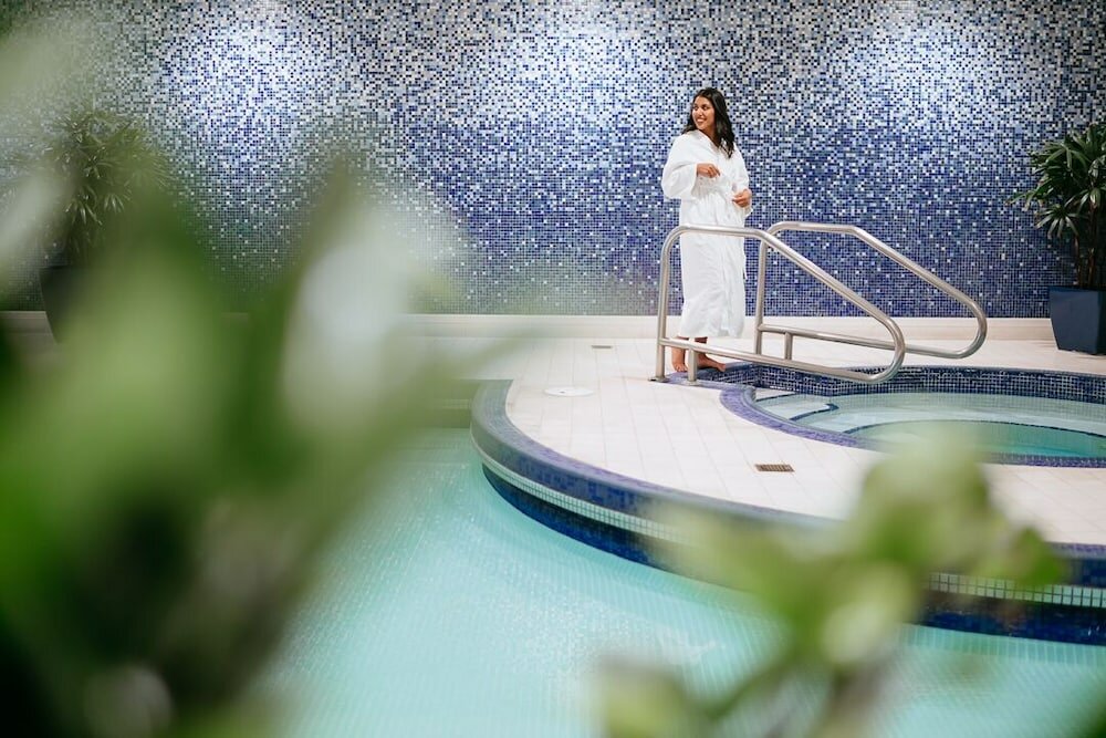 Фото Fairmont Vancouver Airport