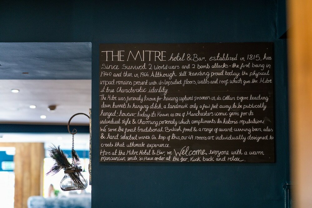 Фото The Mitre Hotel