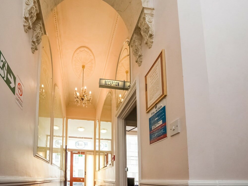 Фото St Georges Hotel Pimlico