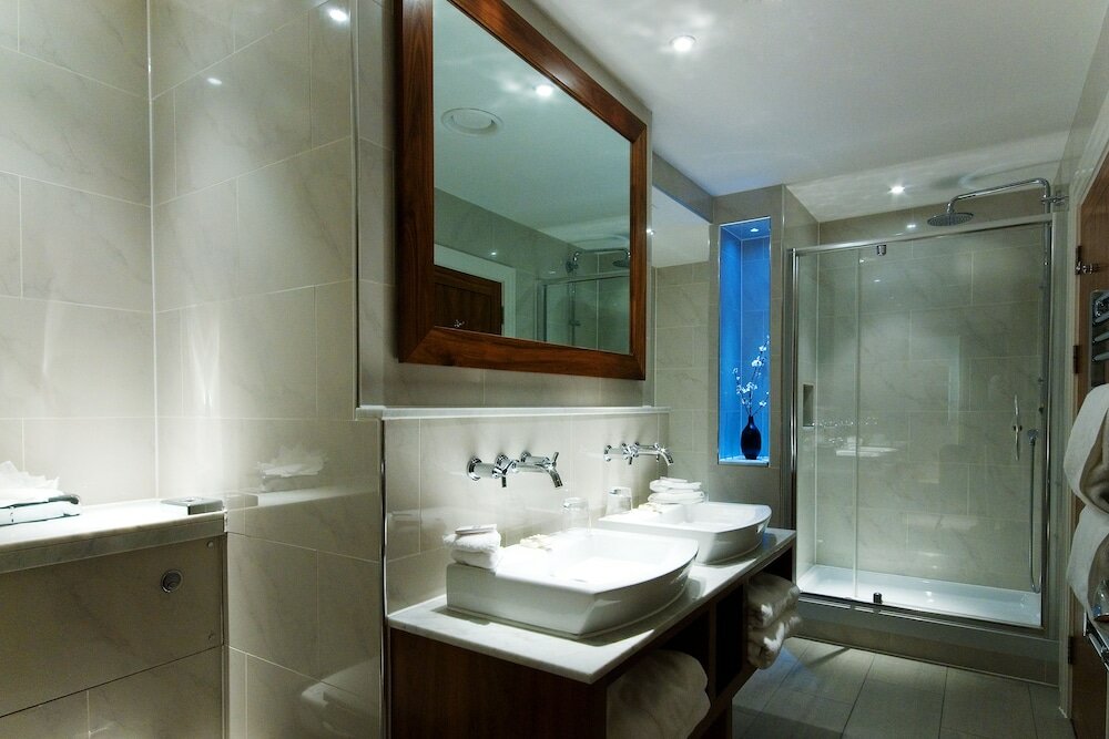 Фото Hard Days Night Hotel