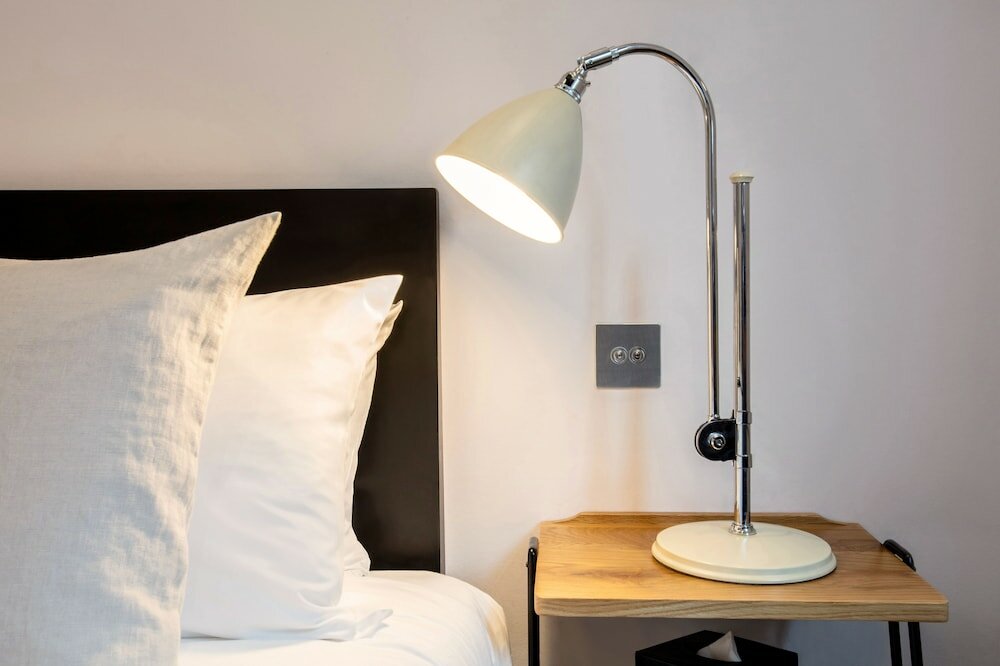 Фото Bedford Corner Hotel