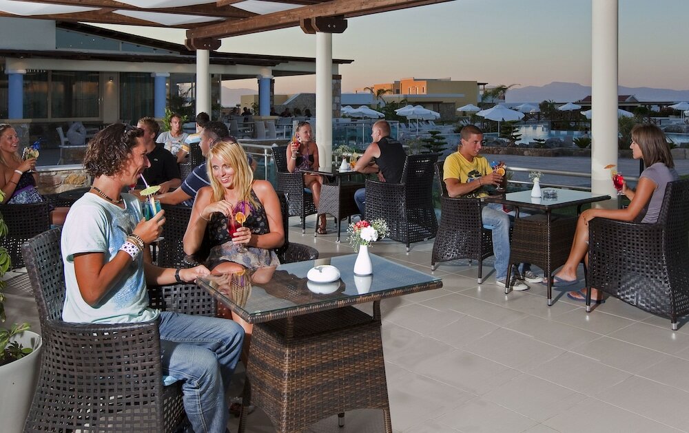 Фото Natura Park Village