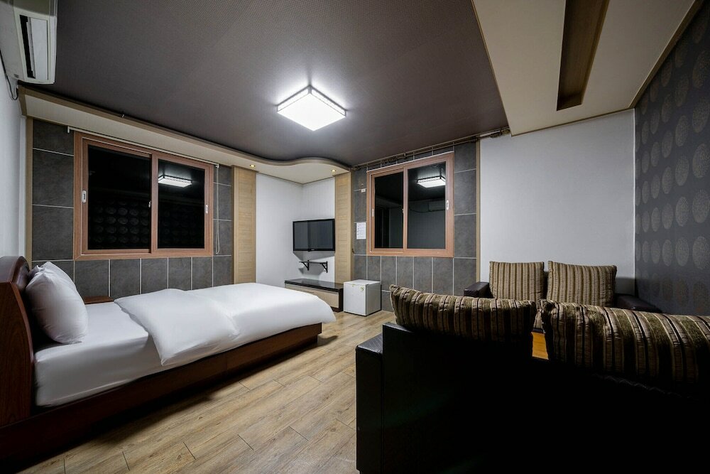 Фото F-one Hotel