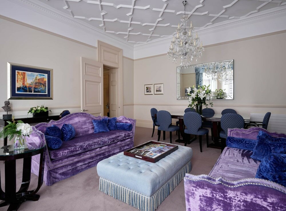 Фото The Apartments by The Sloane Club