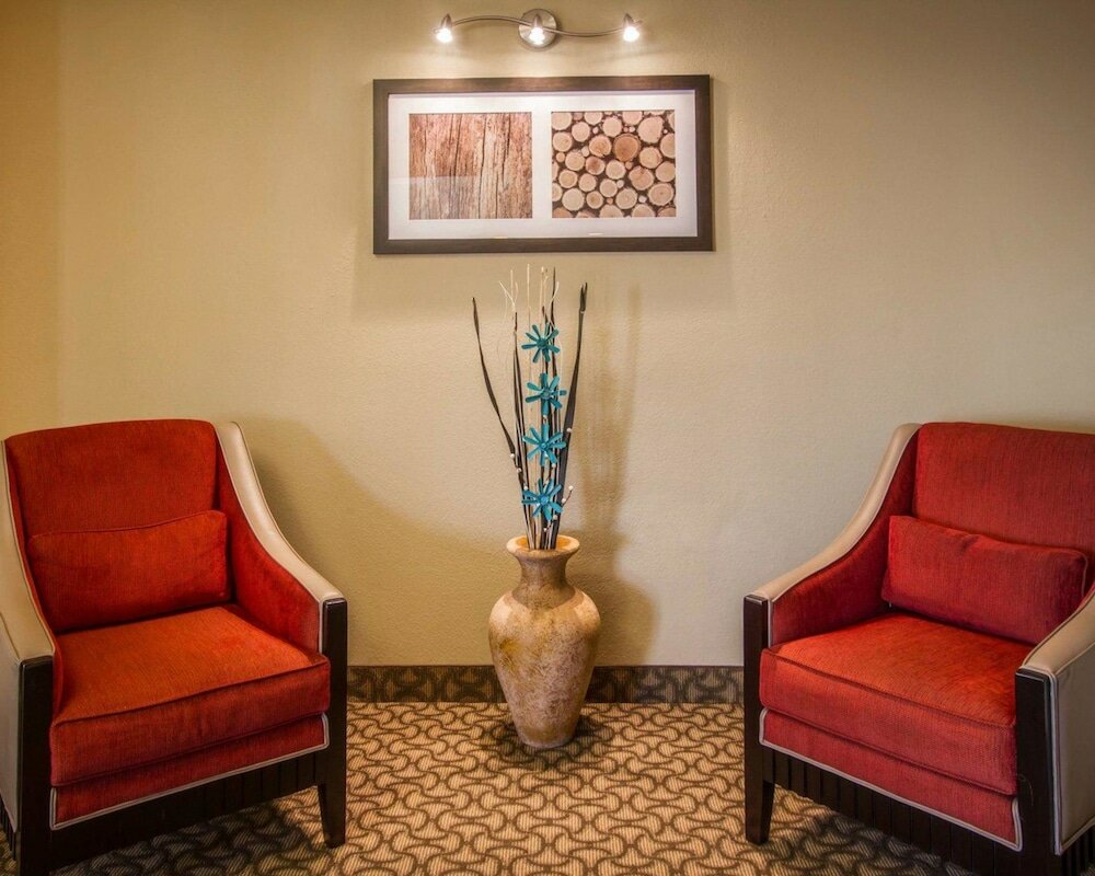 Фото Comfort Inn West