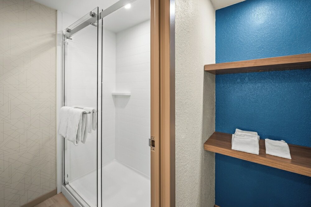 Фото Holiday Inn Express Boston North Woburn by Ihg