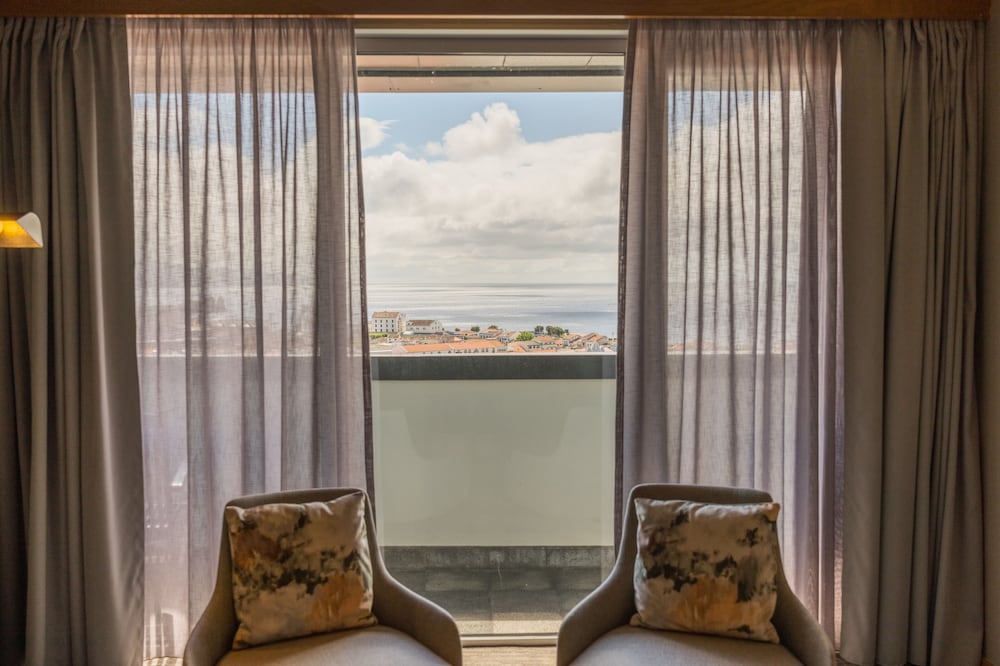 Фото The Lince Azores