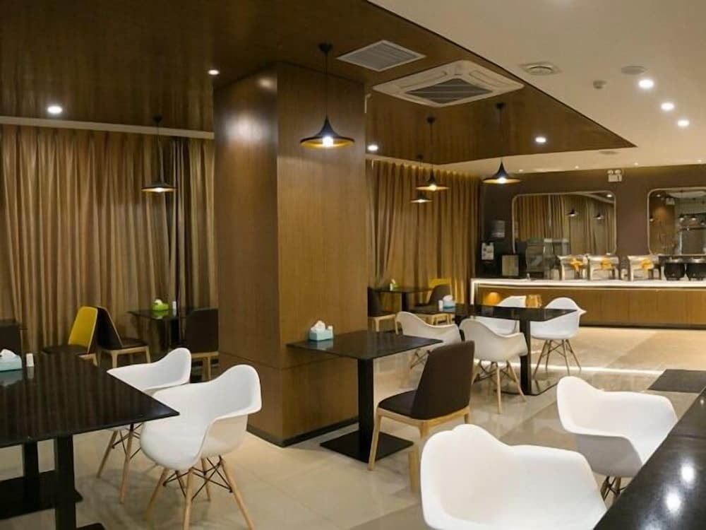 Фото Jinjiang Inn Jingshi Road Quancheng Park