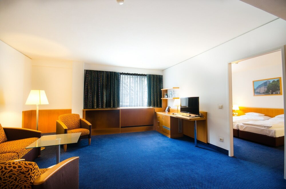 Фото Hotel Strudlhof