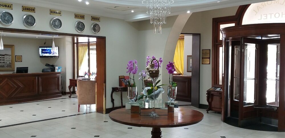 Фото The Balmoral Hotel