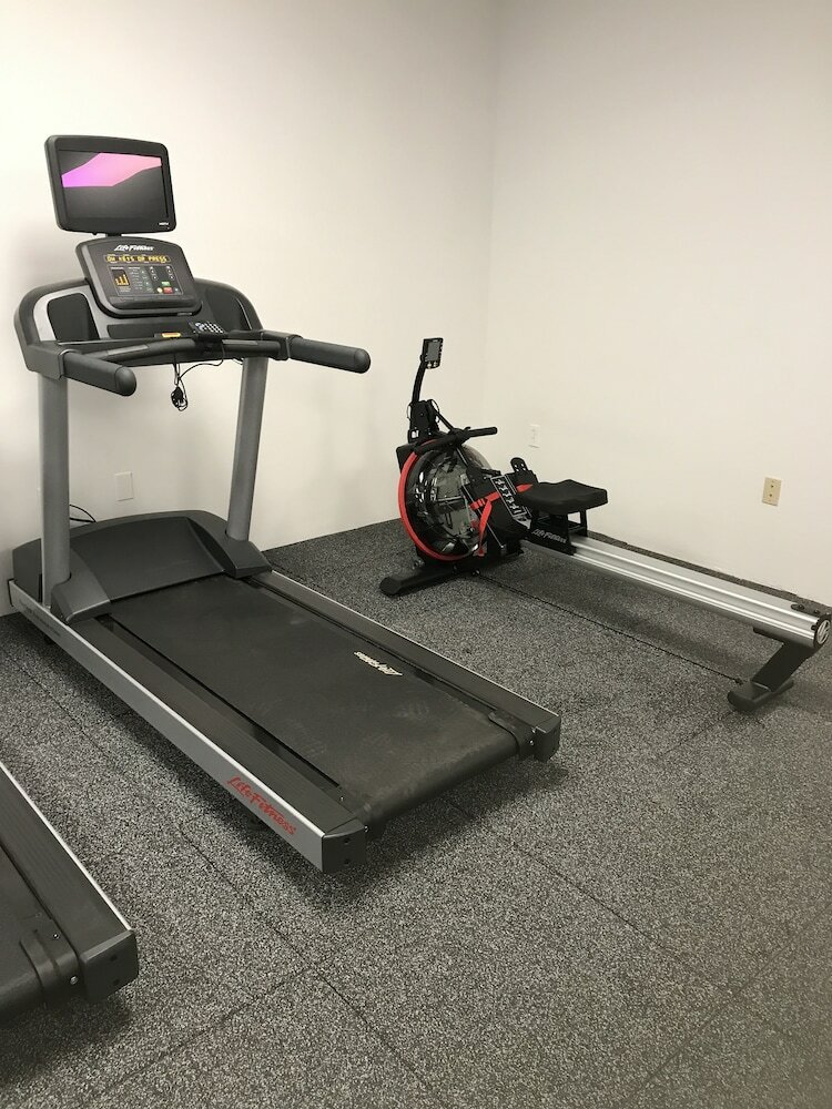 Фото Hilton Garden Inn Davis Downtown