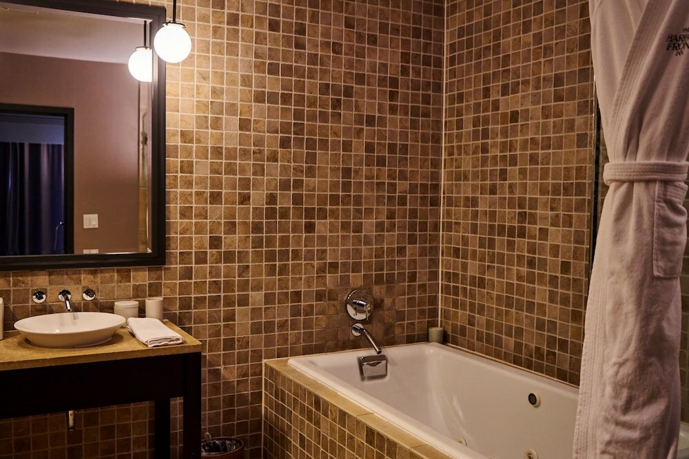 Фото The Harbor Front Inn