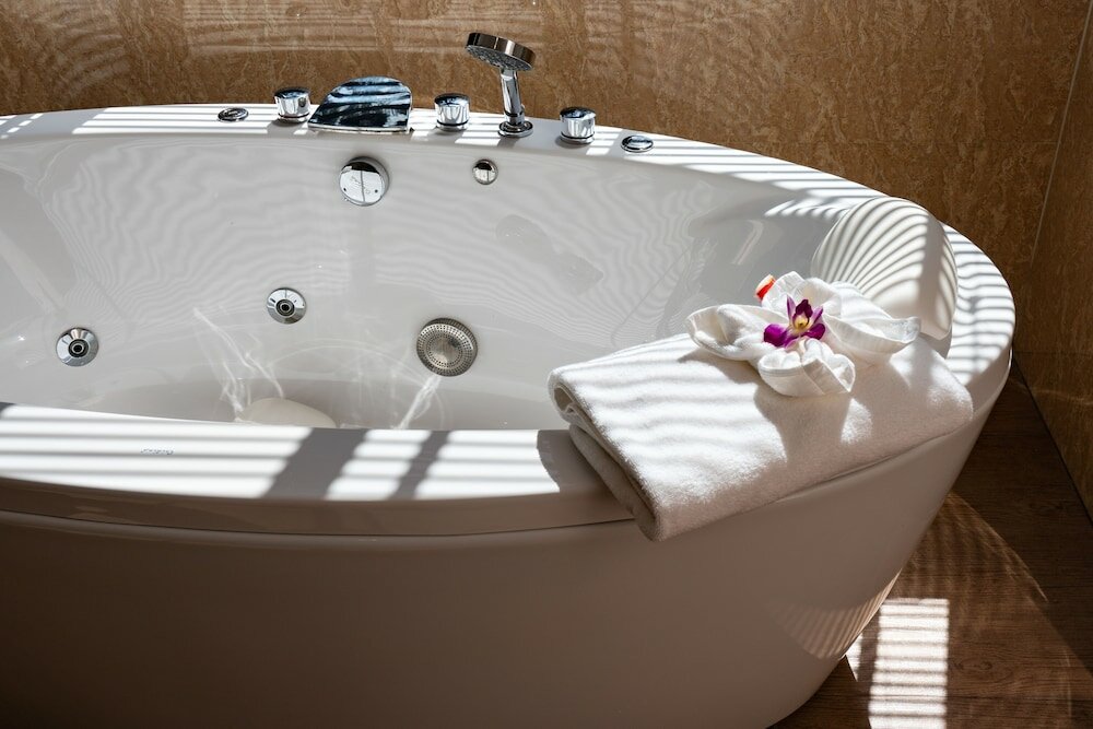 Фото Avani AO Nang Cliff Krabi Resort