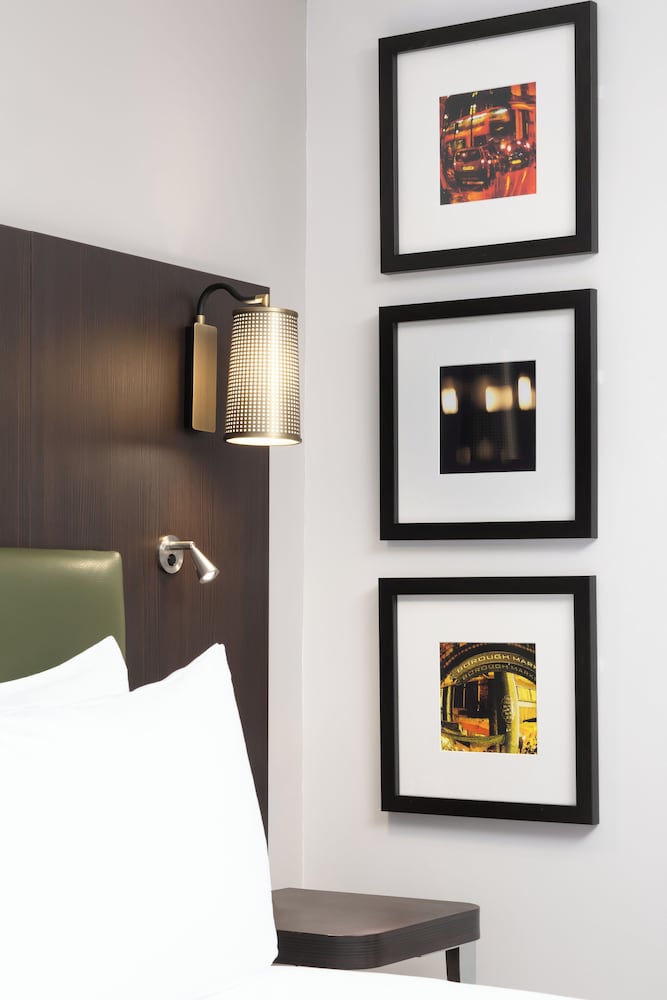 Фото DoubleTree by Hilton London - Hyde Park