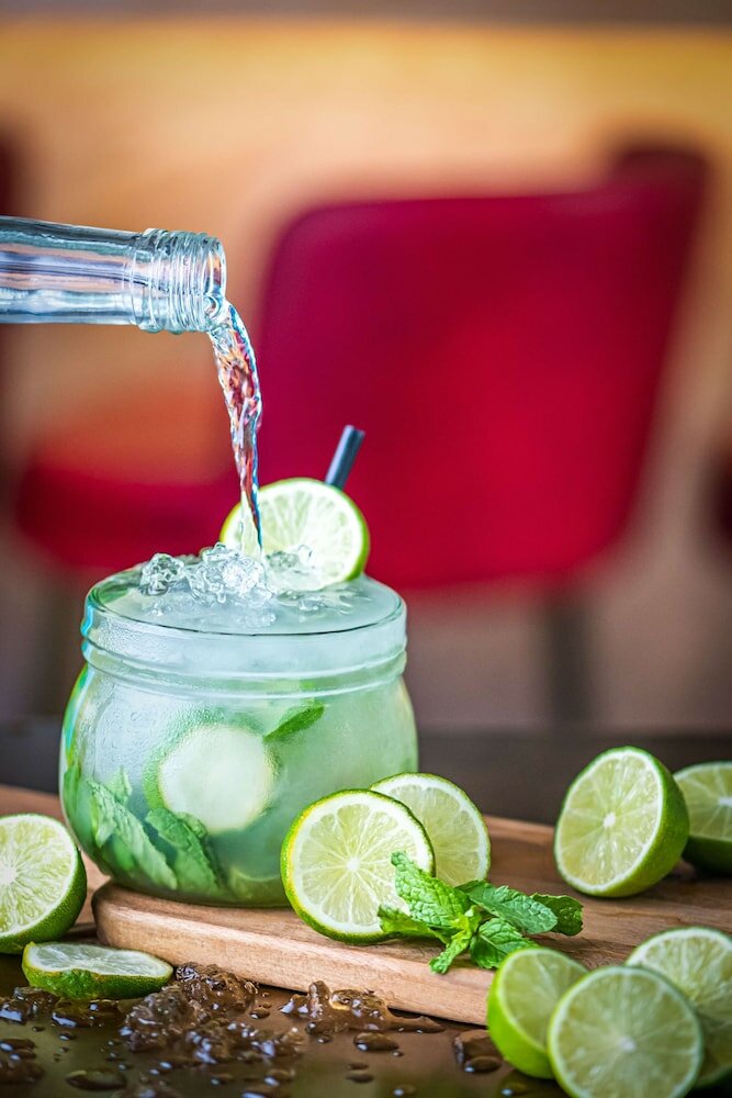 Фото Yas Plaza Bay