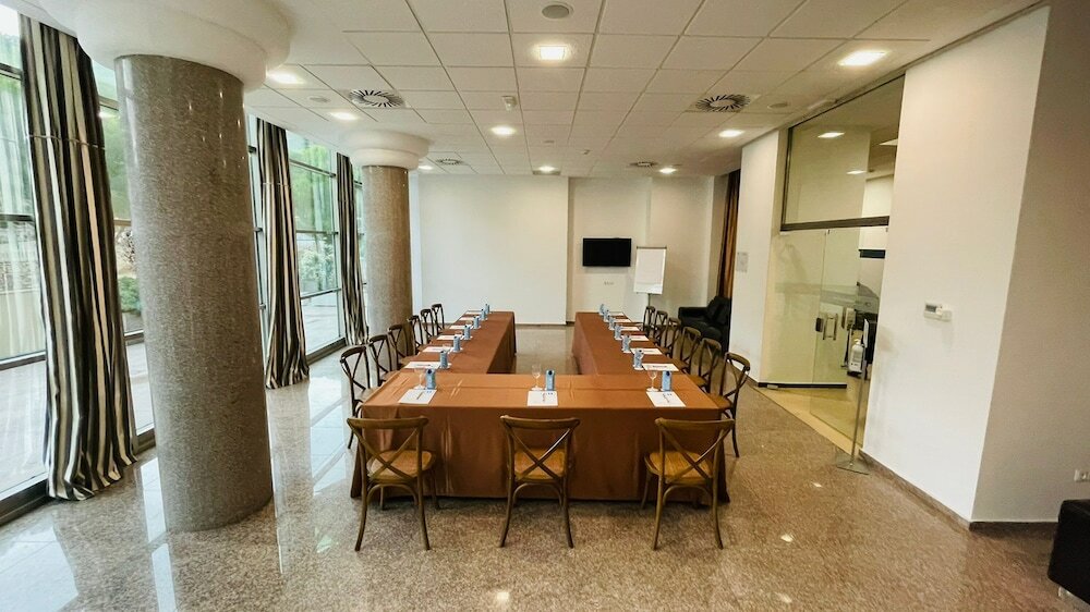 Фото Cullera Holiday Hotel