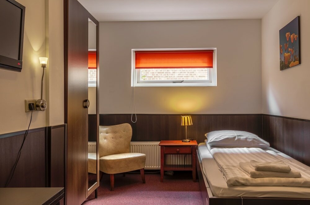 Фото Hotel Pension Randenbroek