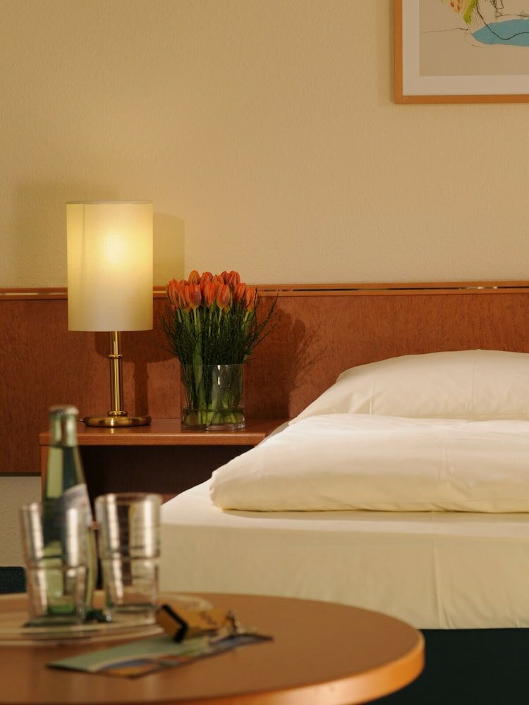 Фото Hotel Residenz Oberhausen