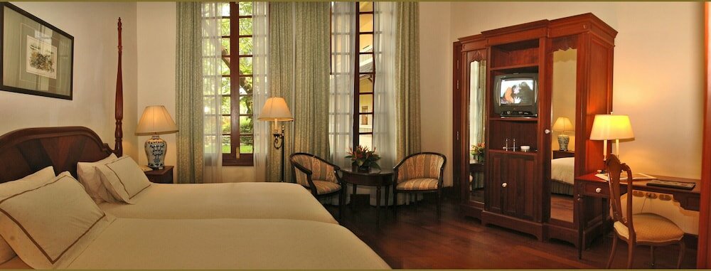 Фото Settha Palace Hotel