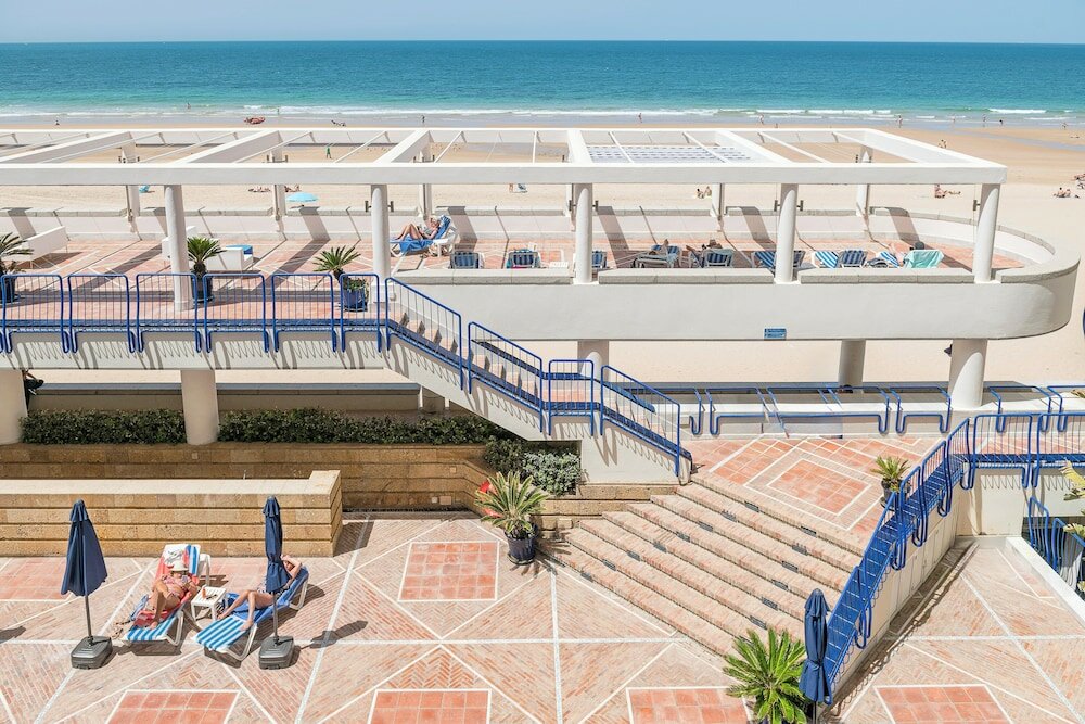 Фото Hotel Playa Victoria