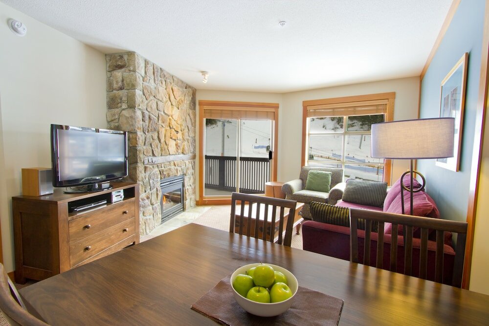 Фото Legends Whistler