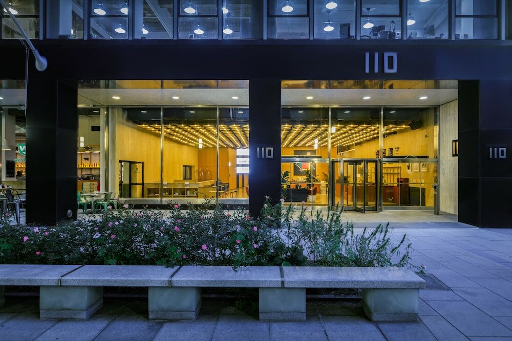 Фото Placemakr Wall Street