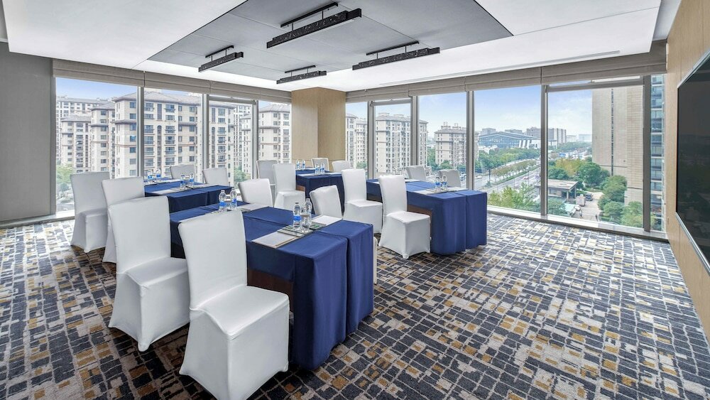 Фото Vignette Collection Hangzhou Huaxia Center Hotel, an Ihg Hotel
