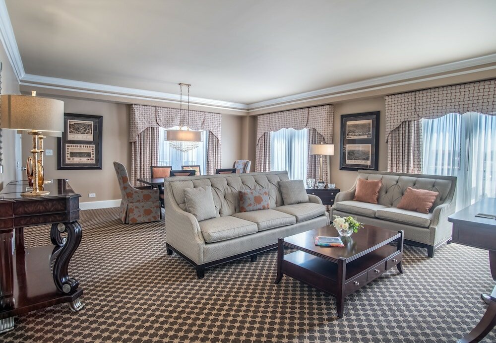 Фото Menger Hotel