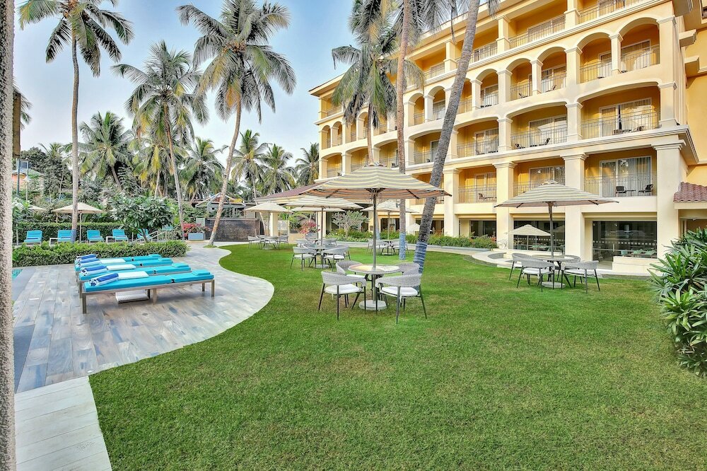 Фото Holiday Inn Goa Candolim
