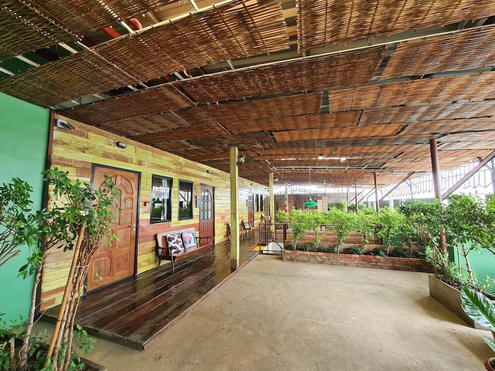 Фото The 8 Factory Hostel Phitsanulok