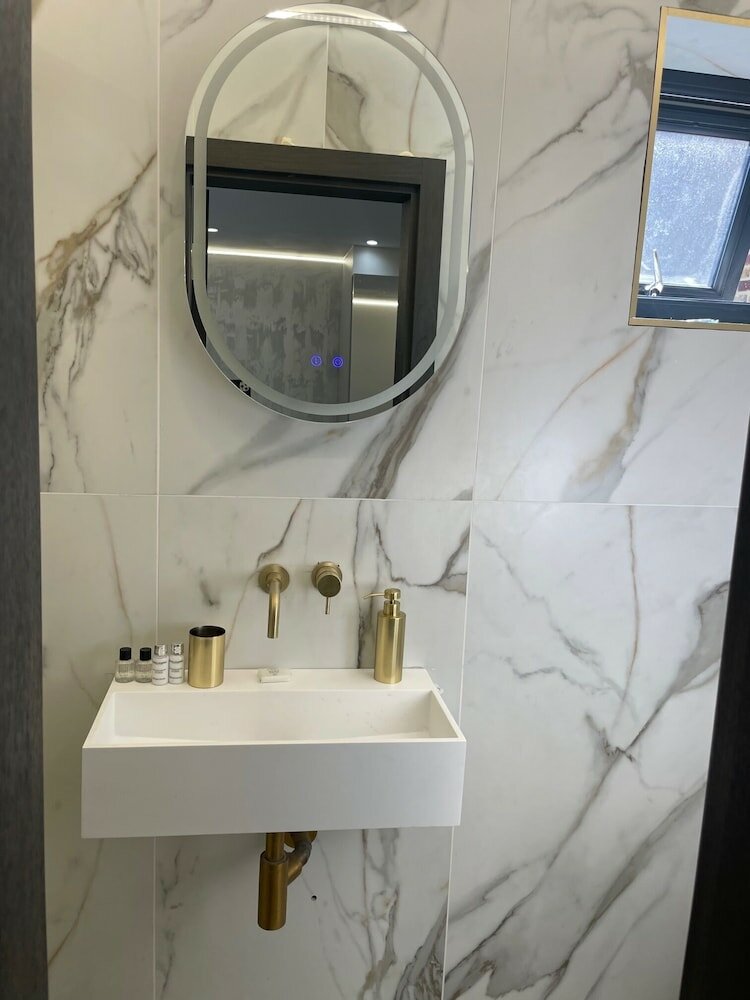 Фото Park Avenue Hotel