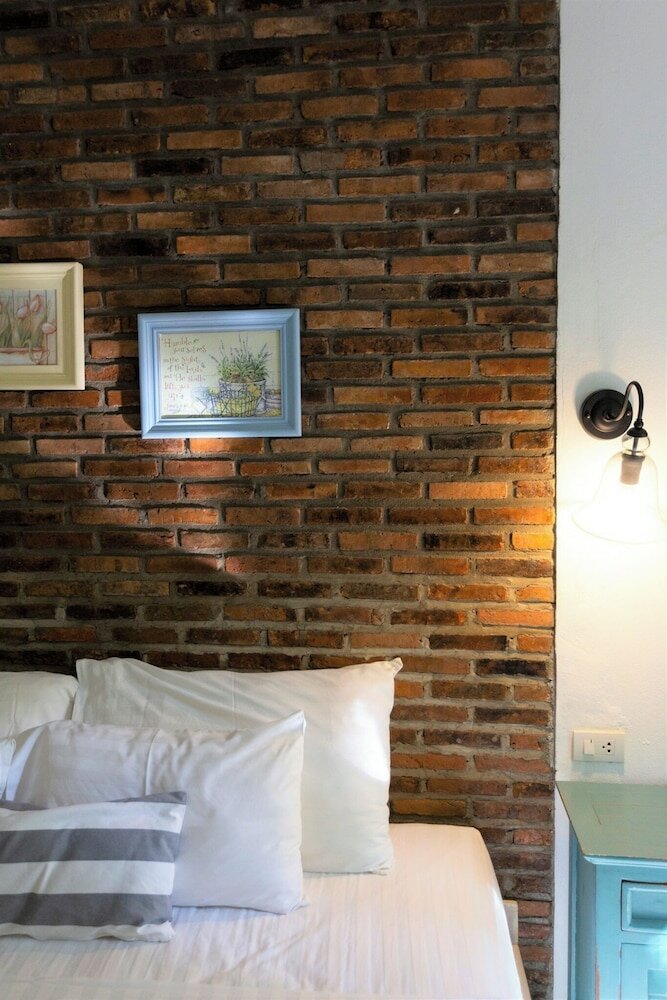 Фото Nai Suan Bed and Breakfast