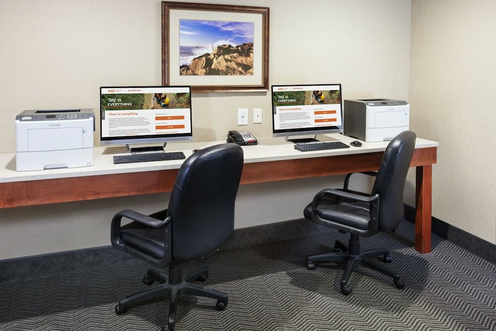 Фото Holiday Inn Express Hotel & Suites Seabrook, an Ihg Hotel