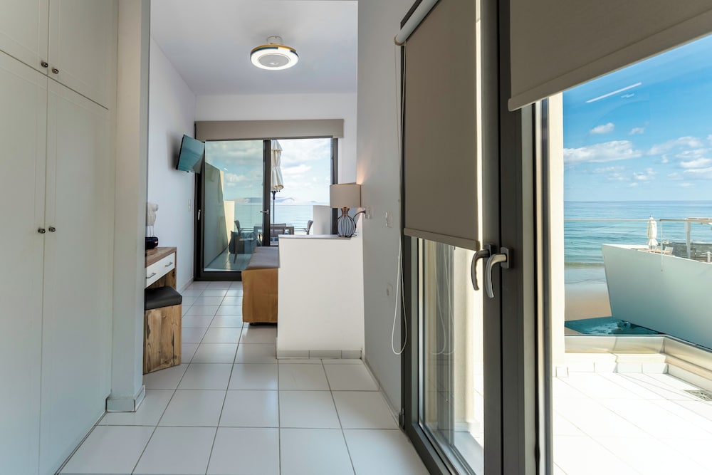 Фото Almare Beach Hotel