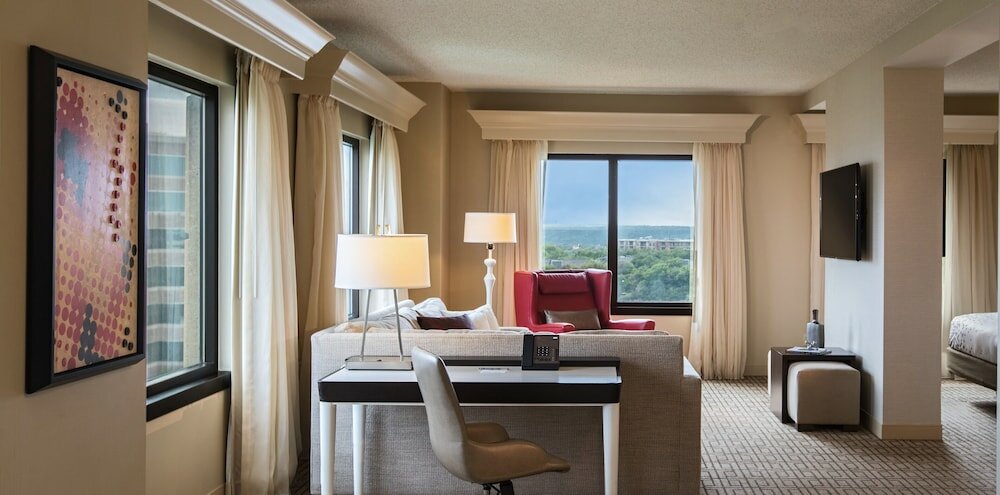 Фото Renaissance Austin Hotel
