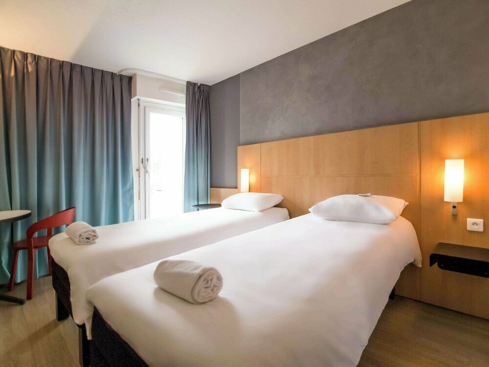 Hotel Ibis Rennes Beaulieu, Cesson‑Sevigne, photo