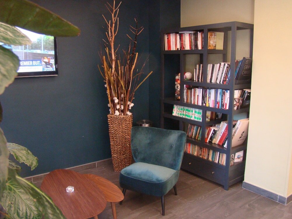 Фото Hotel Montparnasse Alesia