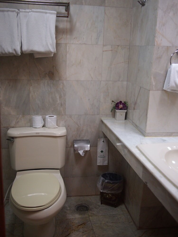 Фото Parkway Inn