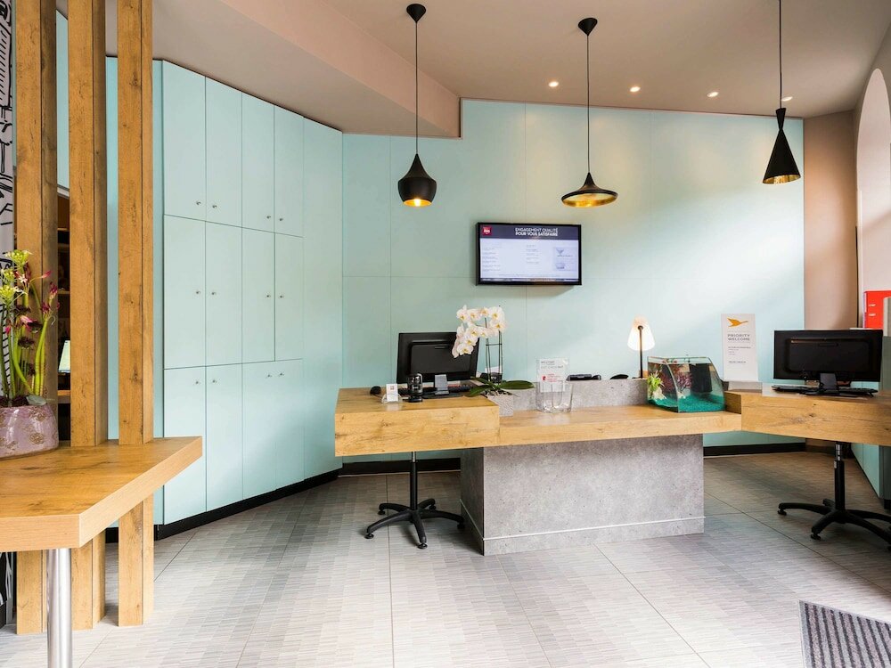 Фото Ibis Bordeaux Centre Gare Saint-Jean Euratlantique