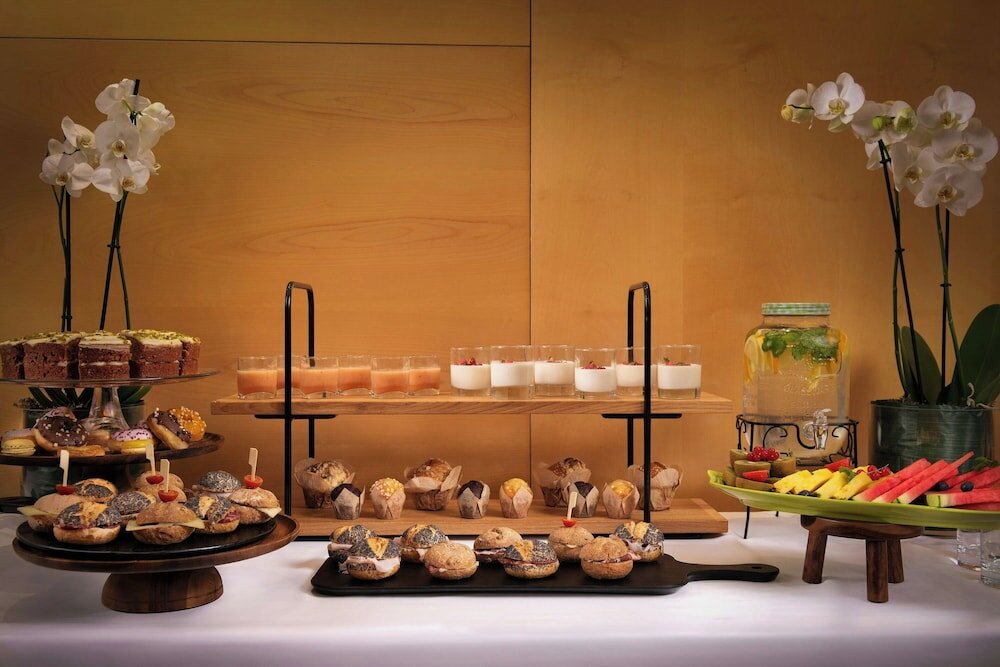 Фото Four Points by Sheraton Barcelona Diagonal