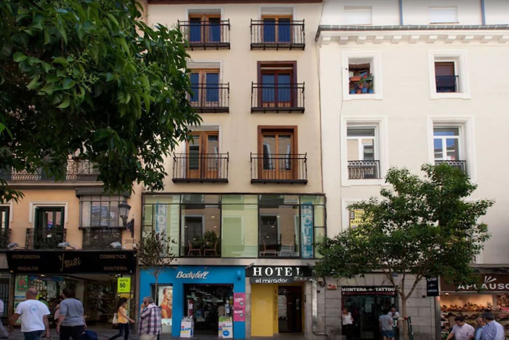 Фото отеля 3