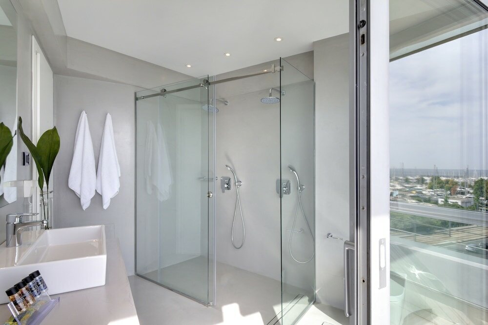 Фото Poseidon Athens Hotel