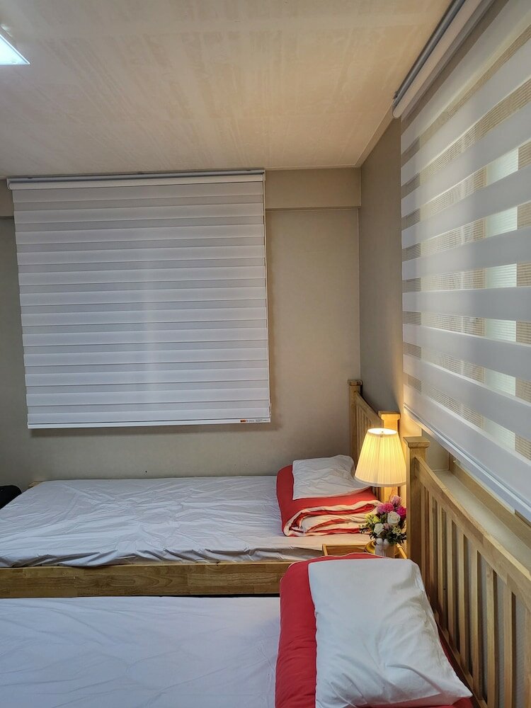 Фото Red Guest House