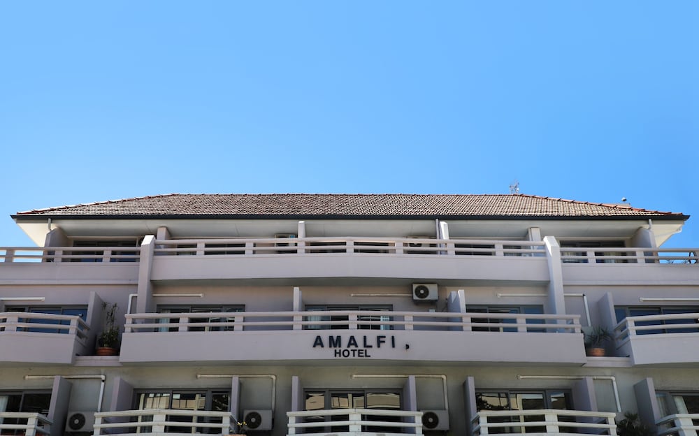 Фото The Amalfi Boutique Hotel