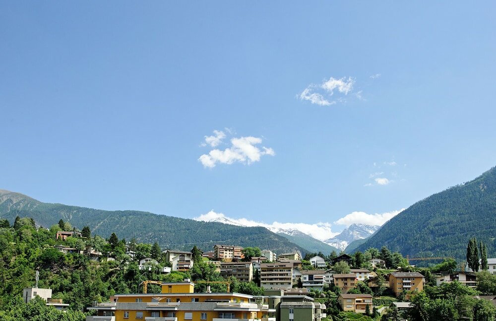 Фото Hotel Ambassador Brig