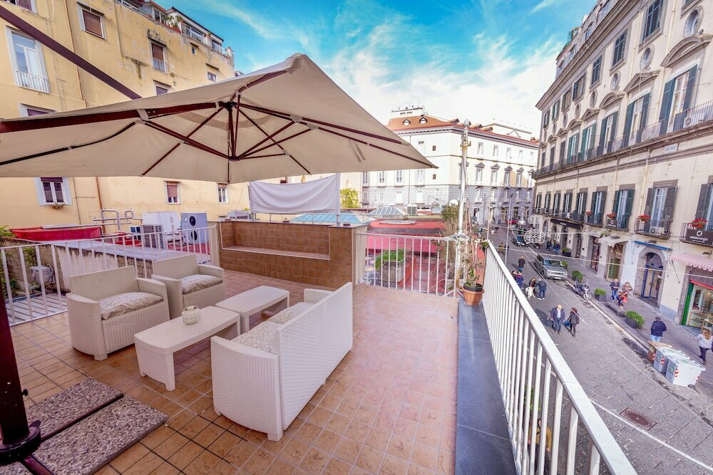 Hotel Bed & Breakfast Palazzo Satriano, Naples, photo