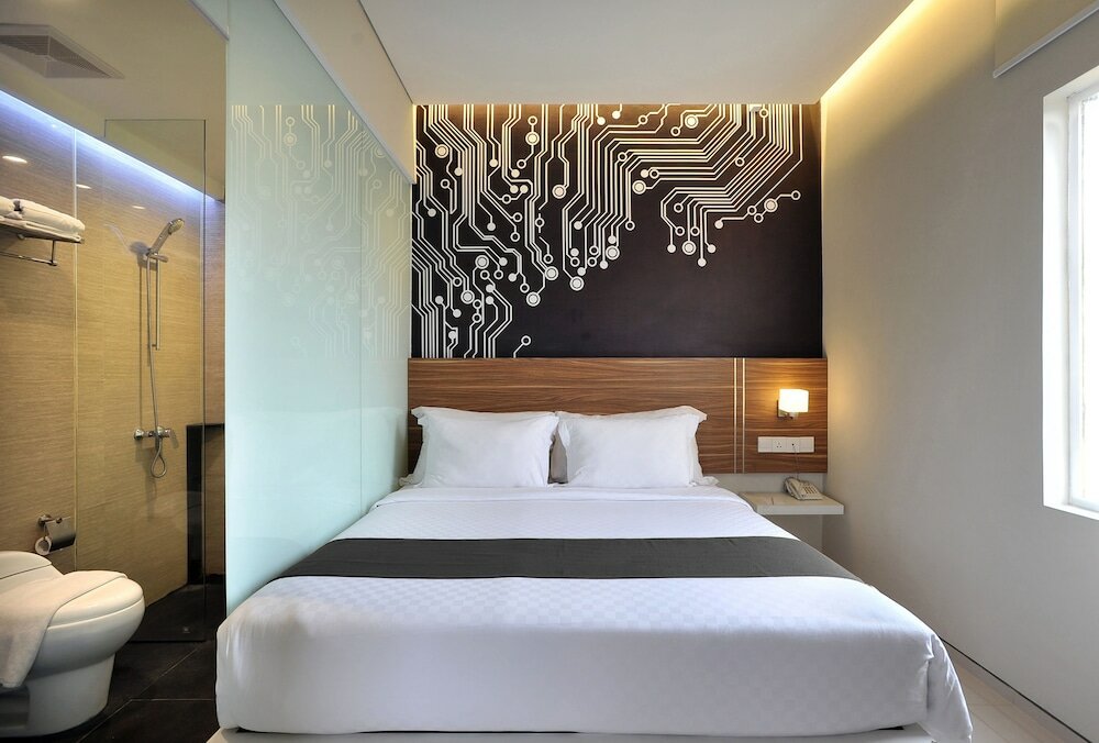 Фото The Life Hotels